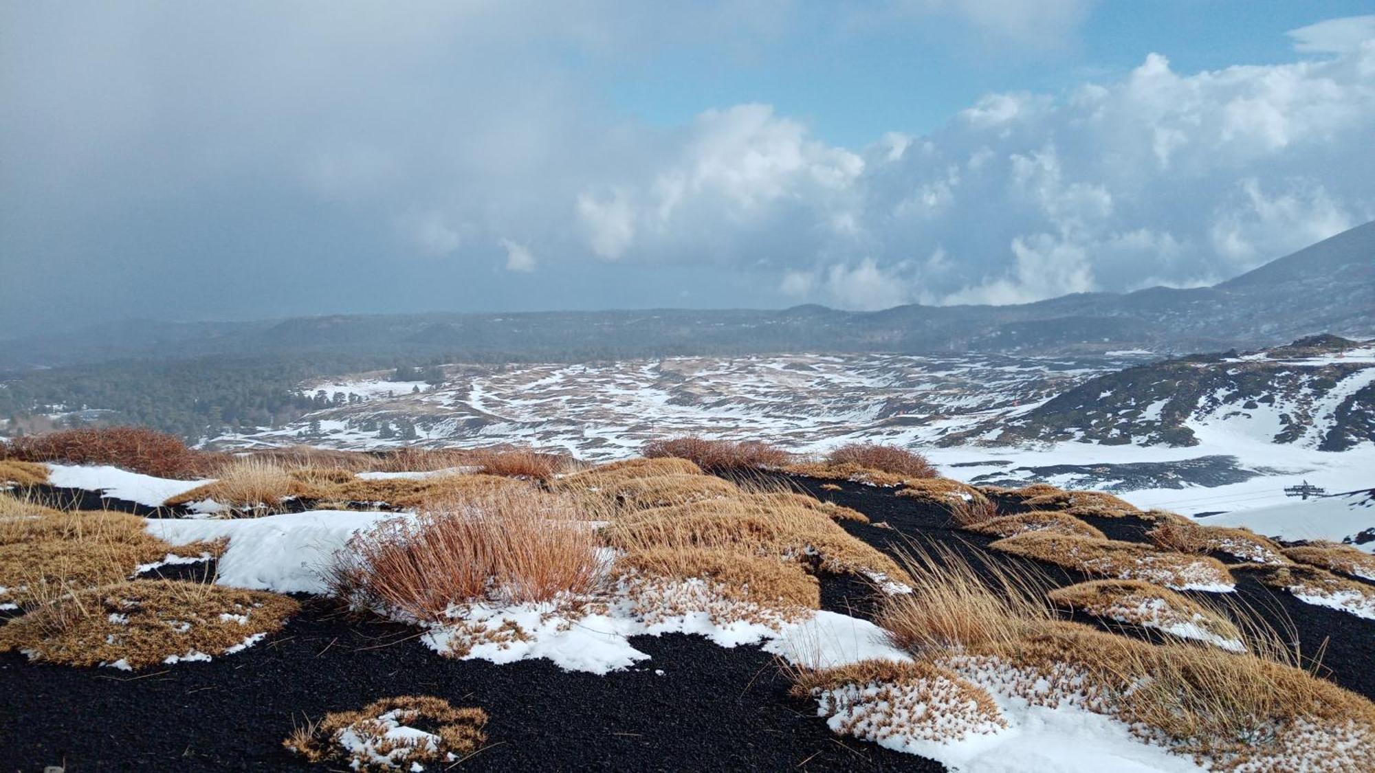 Вилла La Finestra Sull'Etna Лингуаглосса Экстерьер фото